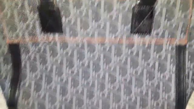 Dior Flight Bag смотреть онлайн