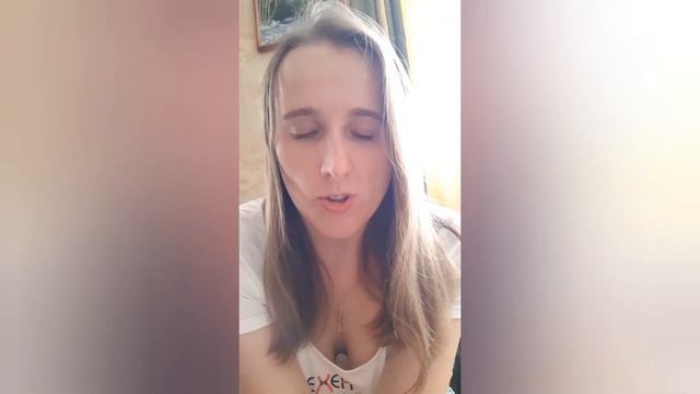 Анна Ахматотова. Он любил. Читает Алёна Толстикова.