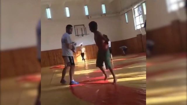 КОНОРНИ ЯНГИ ЖАНГИ СЕНТЯБРЬ, ХАБИБ 29 - 1 ВИДЕО ТАРҚАЛДИ смотреть онлайн