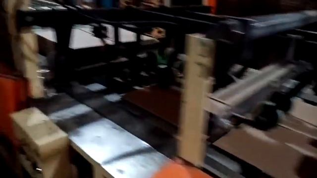 СТАНОК ФАЛЬЦЕВАЛЬНО СКЛЕИВАЮЩИЙ АВТОМАТ СФС 3 смотреть онлайн