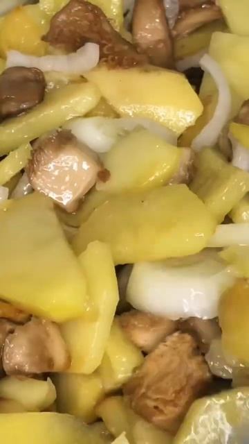 Сезон Грибов. #грибыскартошкой #грибы #грибыжареные #асмр #рецепты #рецептынакаждыйдень смотреть онлайн