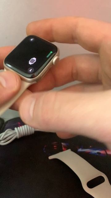 Apple Watch SE 40mm смотреть онлайн