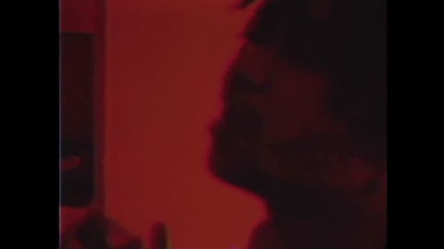 Trainer - A Oscuras /XXX/ (Video Oficial)