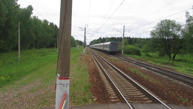 Электровоз ЭП20-025 с поездом№740А Брянск-Москва платформа Башкино 6.06.2017 смотреть онлайн