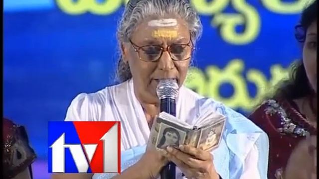 Gunna Mamidi Komma Meeda Live By Smt. S. Janaki || Telugu