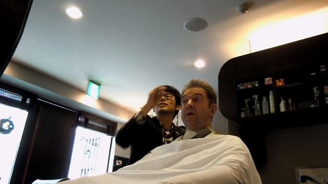 Cockney Hair in Japan! смотреть онлайн