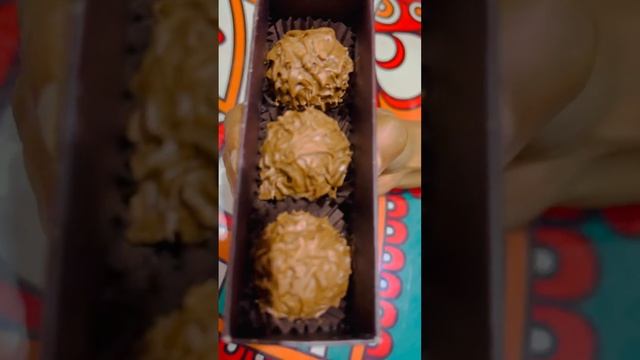 Yummy Yummy Truffle Opening || Asmr || Candy || Chocolate смотреть онлайн