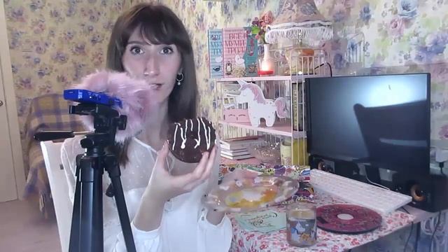 ❀ АСМР Итинг пончиков Star Donuts ❧ ASMR Donuts Eating ❧ Шепот и звуки жевания еды ❀