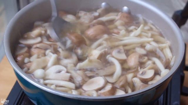Simple Mushroom Soup: Nceb Hau