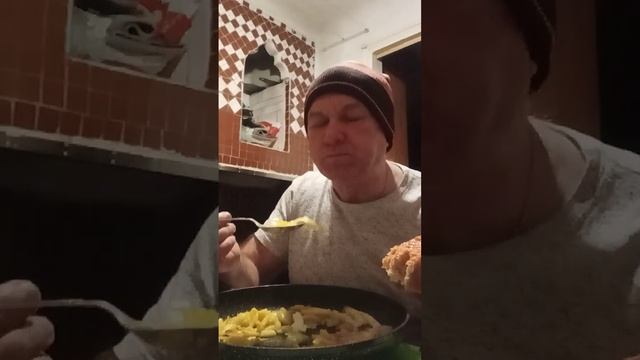 Перекус на ночь смотреть онлайн