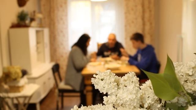Simple and unhurried life in a village house | Cleaning and sewing. My garden. What I have prepared смотреть онлайн