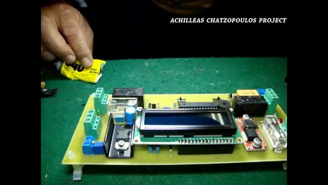 DC VOLTMETER 0-30 V ALARM BATTERY смотреть онлайн