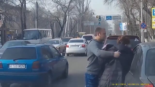 Драки на Дорогах, Россия смотреть онлайн