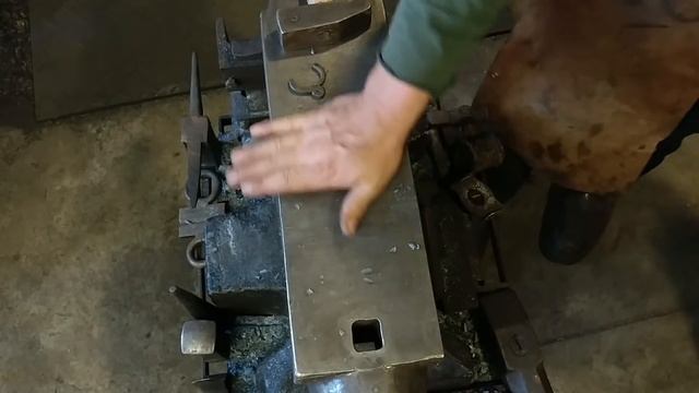 $20 For A Hook? // How To Forge A Hook With A Spade End