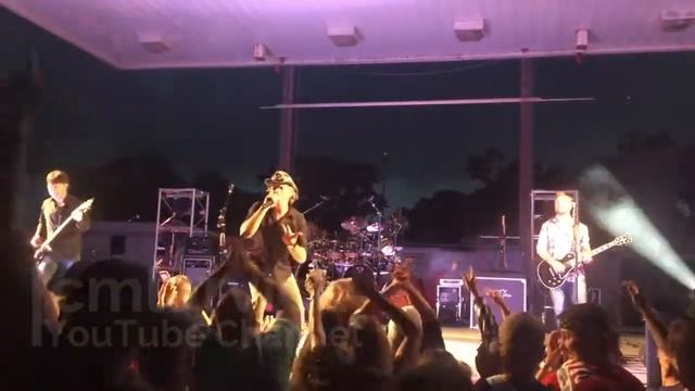 Kory & The Fireflies - FULL CONCERT (Live Outdoors) - Okoboji, IA 7-4-17 смотреть онлайн