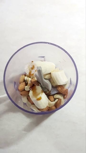 #banana milkshake #банановый коктейль с молоком смотреть онлайн