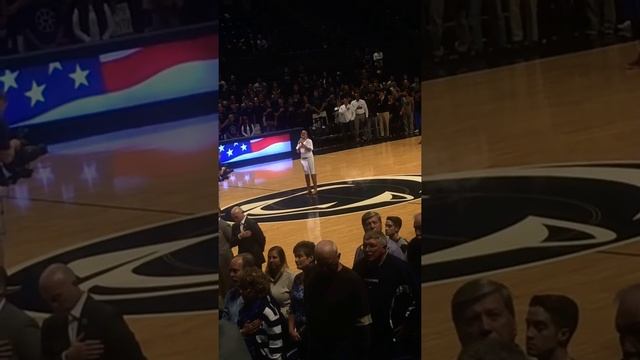 Kim Garner performing the National Anthem at Penn State смотреть онлайн
