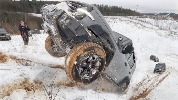 TANK 300 УДИВЛЯЕТ! Китайский внедорожник ЦАРЬ ГОРЫ?