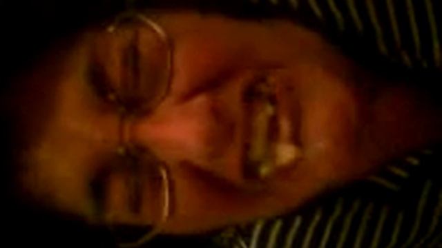 A Drunk Mother with cake in mouth смотреть онлайн