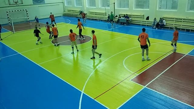 DREAM TEAM - THE BEST OF THE BEST (1 партия) смотреть онлайн