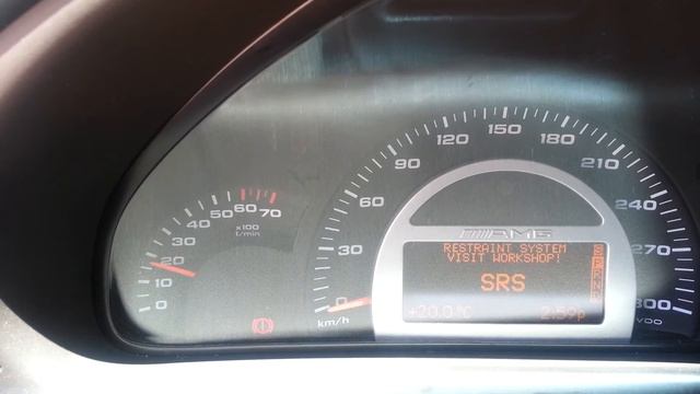 Mercedes Benz C32 AMG exhaust backfire смотреть онлайн