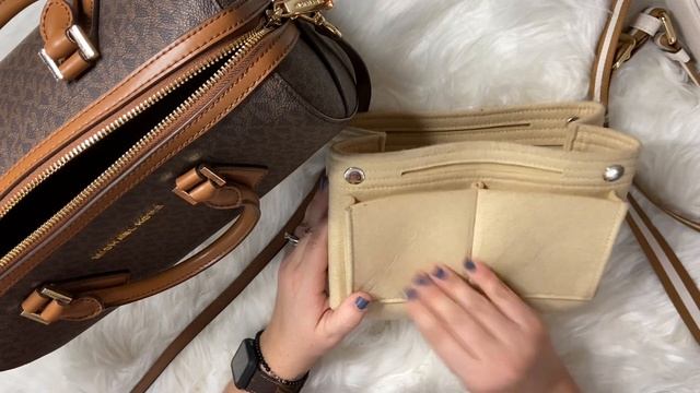 LV Speedy 30 Affordable Alternative Handbag + Mod Shots | What’s In My Bag | Plan With Bee смотреть онлайн