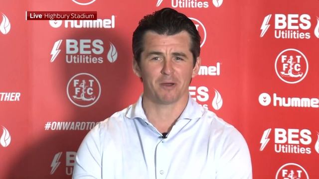 "I'm starting to sound like Zlatan here!" | Joey Barton's first press conference as Fleetwood boss смотреть онлайн