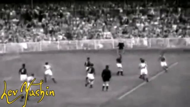 Лев Яшин - Лучшие сейвы / Lev Yashin - The best saves смотреть онлайн