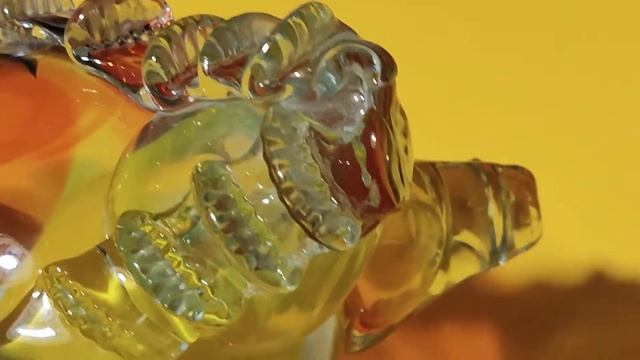 Графин, штоф, Медведь, цветное стекло. Лот. 03091М смотреть онлайн