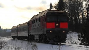 ТЭП70-0553 с пригородным поездом Алапаевск - Предтурье и приветливой бригадой