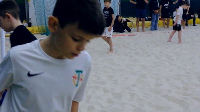 Финал и награждение "Новогоднего турнира по пляжному футболу" среди футболистов АО ФК Торпедо, 2012 смотреть онлайн