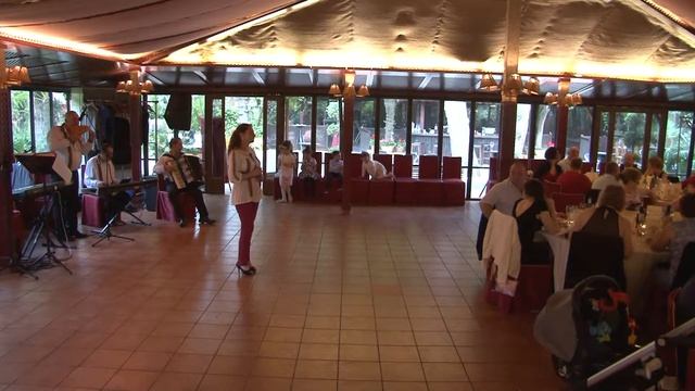 Lautari muzica nunti botezuri. Luana si Formatia Marinnai Spania Castellon Tel. 0034 671358201 смотреть онлайн