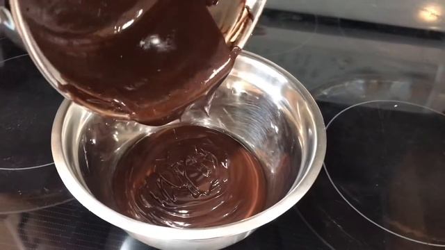 Easiest Chocolate Truffle Recipe! смотреть онлайн