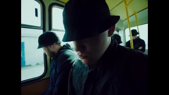 Песни майнкрафти между нами тает лед смотреть онлайн