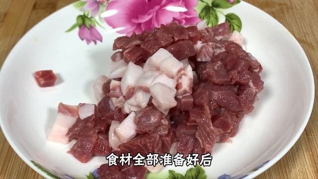 超好吃的洋葱酱做法，鲜香开胃下饭，拌面拌饭都美味，家人爱吃【刘姐厨房 Magic Food】#洋葱酱 смотреть онлайн