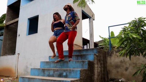 Seu Biu faz uma cruzeta pra Pililiu da Resenha