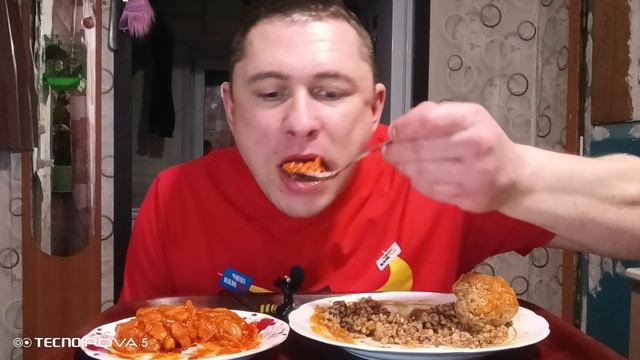 мукбанг/обжор/гречка с тефтелями,фасоль в томате/ смотреть онлайн