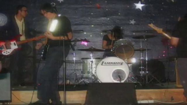 Shields At Universal Bar & Grill смотреть онлайн