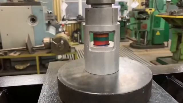 Дослідження особливостей кінетики пластичного деформування і нерівномірності деформації смотреть онлайн