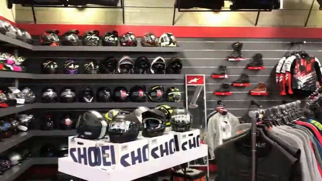 Inside Carter Powersports смотреть онлайн