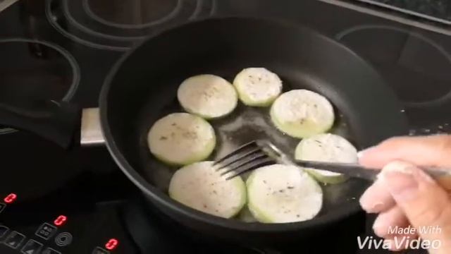 Жарим кабачки