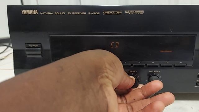 Yamaha Natural Sound Av Receiver R-V902 смотреть онлайн