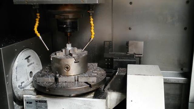 Used Mikron UCP 600 Machining center - 5 axis 1 смотреть онлайн