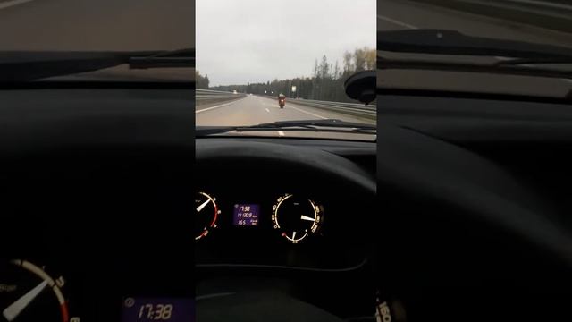 Мото едет 200 смотреть онлайн