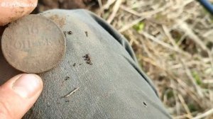 Нашли Царское золото в заброшенной деревне! Поиск клада, дорогие находки с металлоискателем!