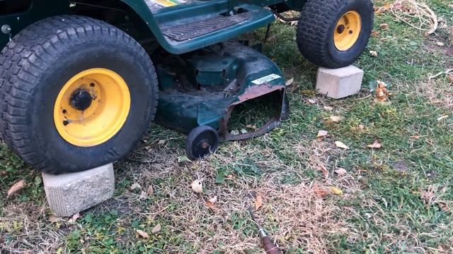Yard man lawnmower ( remove the deck) смотреть онлайн