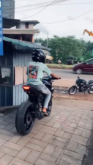 Mt15# 180/55/17r big tyre Yamaha 155cc fully black edition modified bike💕💕💕 смотреть онлайн