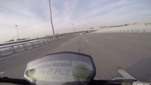 Максималка Ducati Monster 821 - Top Speed of the new Monster смотреть онлайн