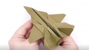 Как сделать самолётик из бумаги. Самолёт за несколько минут