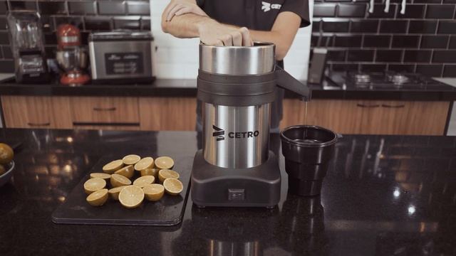 Extrator de Sucos CFPM E-190 SS смотреть онлайн